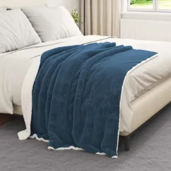 Online vidaXL Kastfilt Mörkblå 130 x 150 cm Fleece Marinblå
