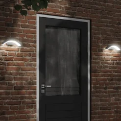 vidaXL Utomhusvägglampor med sensorer 2 st svart gjuten aluminium